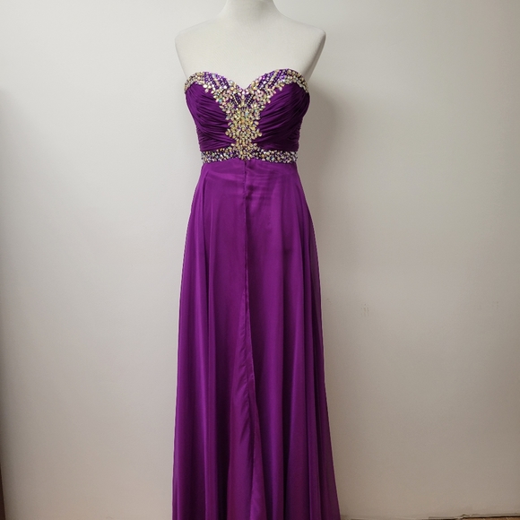 Alyce Paris bejeweled chifon straples gown